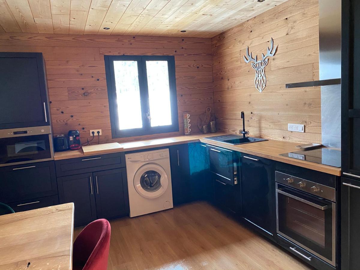 Chalet Au Pieds Des Pistes Le Cambre Aze Bolquere Exterior photo