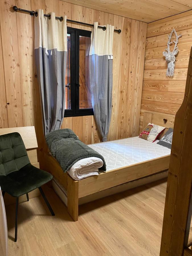Chalet Au Pieds Des Pistes Le Cambre Aze Bolquere Exterior photo